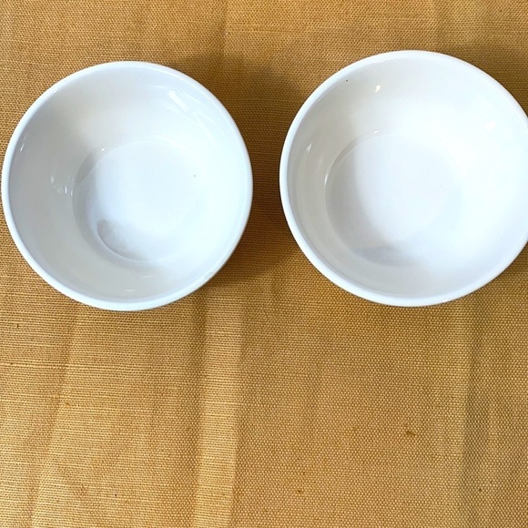 NWOT Rae Dunn Artisan Collection By Magenta Pinch Salt & Pepper Bowls - Picture 2 of 4